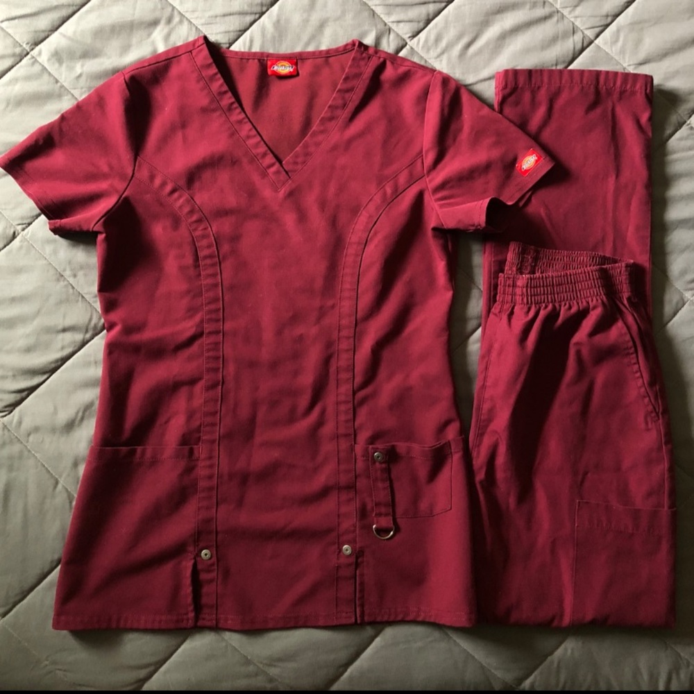 Dickies scrub set